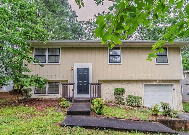 Property at 2139 Jonathan Ave, Lithonia, GA 30058, 4 beds, 2.5 baths