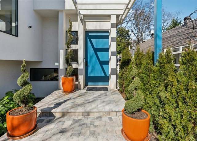 Property at 727 Berkeley Ave NW, Atlanta, GA 30318, 4 beds, 4 baths