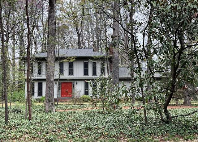 Property at 257 Forest Lake Rd, Lawrenceville, GA 30046, 4 beds, 2.5 baths