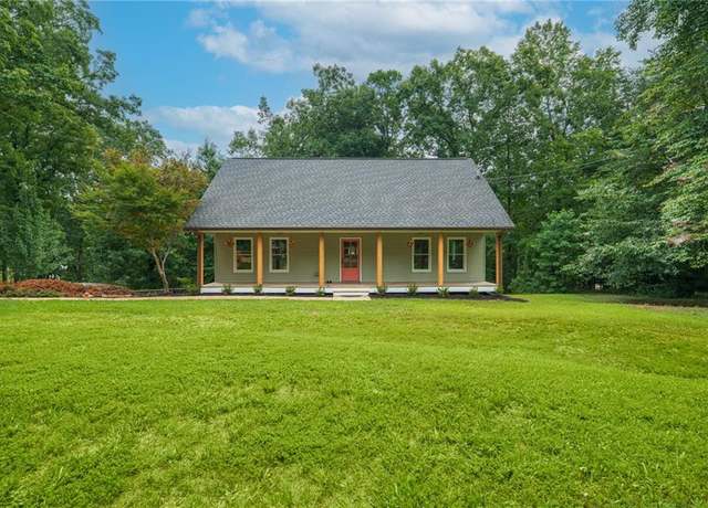 Property at 4202 Belvedere Dr, Gainesville, GA 30506, 4 beds, 3.5 baths