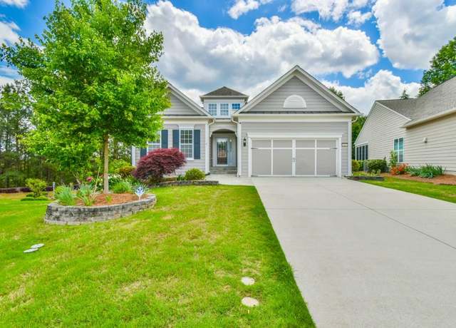 Property at 6407 Lantern Rdg, Hoschton, GA 30548, 4 beds, 3 baths