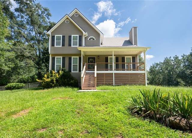 Property at 40 Stratford Dr, Douglasville, GA 30134, 4 beds, 2 baths