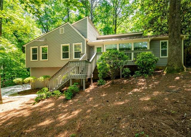 Property at 148 Bramble Oak Dr, Woodstock, GA 30188, 3 beds, 2 baths