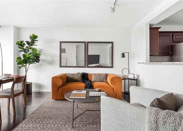 Property at 620 Peachtree St NE #1206, Atlanta, GA 30308, 2 beds, 1 bath