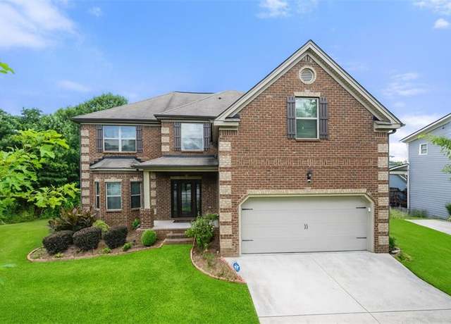 Property at 204 Misty Grove Dr, Loganville, GA 30052, 4 beds, 2.5 baths