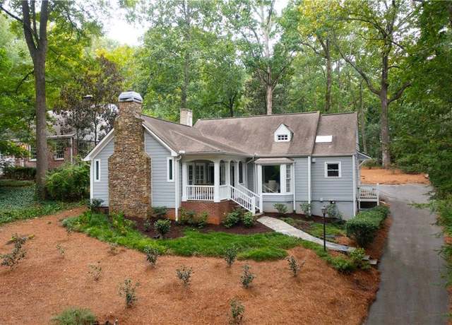 Property at 3776 Powers Ferry Rd NW, Atlanta, GA 30342, 3 beds, 3 baths