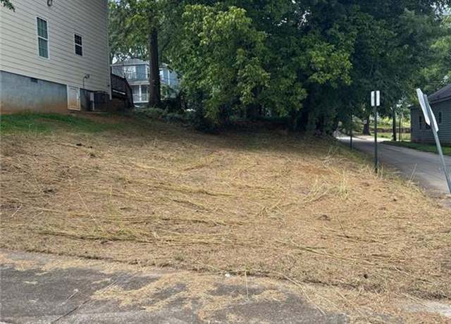 Property at 655 Lester St NW, Atlanta, GA 30314