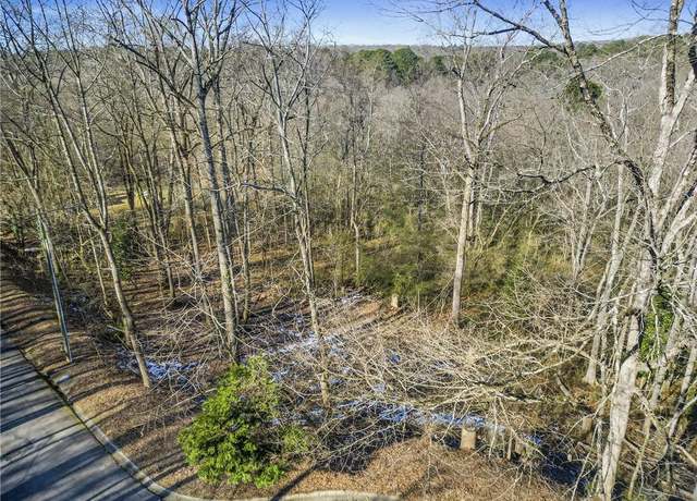 Property at 18 Geraldine Dr SE, Smyrna, GA 30082