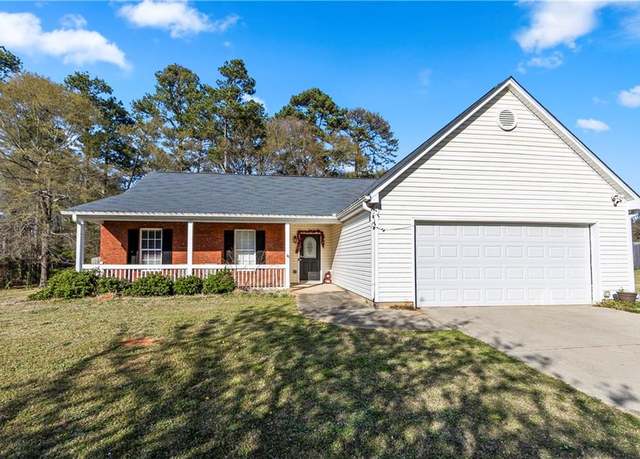 Property at 704 Manor Ridge Dr, Loganville, GA 30052, 3 beds, 2 baths