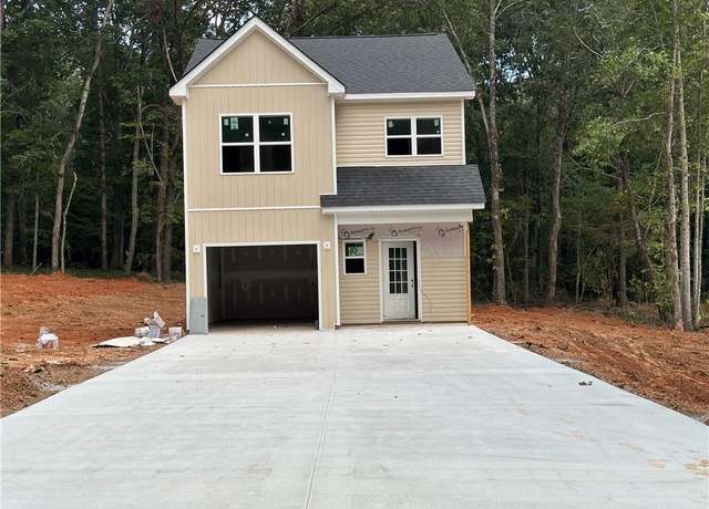 Property at 5119 Bird Rd, Gainesville, GA 30506, 3 beds, 2.5 baths