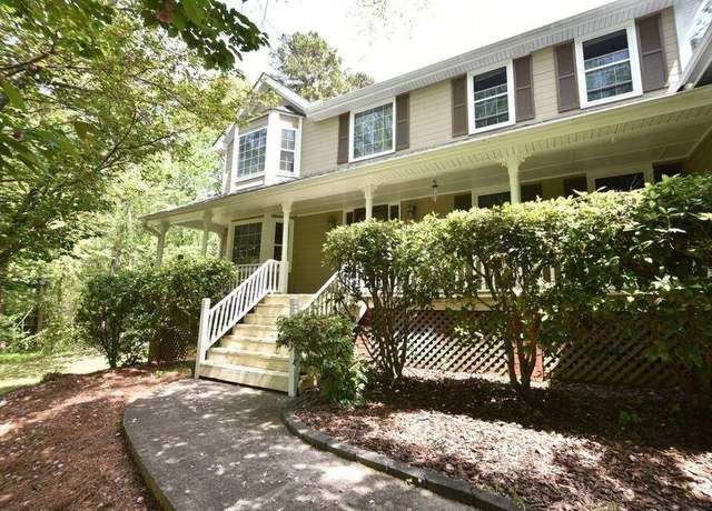 Property at 4162 Riverdale Dr, Snellville, GA 30039, 4 beds, 2.5 baths