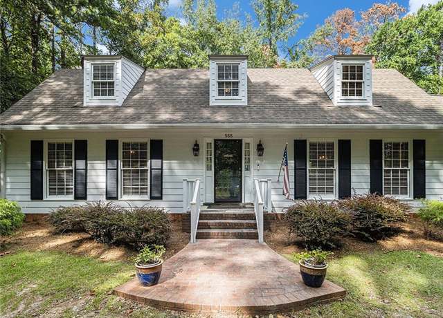 Property at 555 Breedlove Dr, Monroe, GA 30655, 4 beds, 3 baths