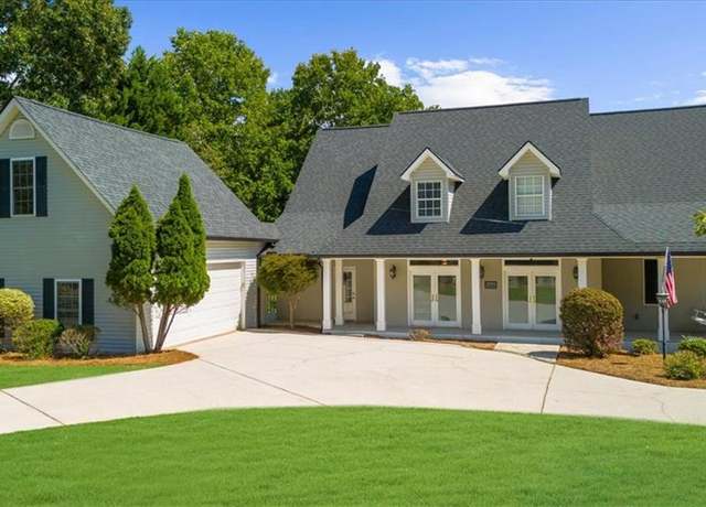 Property at 3593 Duckett Mill Rd, Gainesville, GA 30506, 4 beds, 2.5 baths