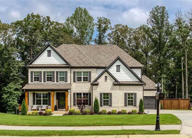 Property at 1041 Montrose Way, Hoschton, GA 30548, 5 beds, 5.5 baths