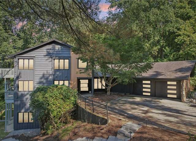 Property at 120 Huntcliff Pt, Atlanta, GA 30350, 5 beds, 4.5 baths