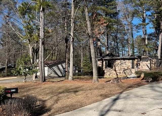 Property at 4278 Midway Dr, Douglasville, GA 30134, 3 beds, 2 baths