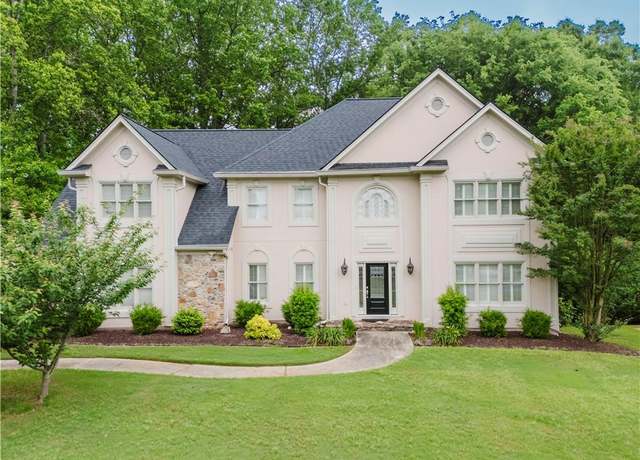 Property at 2552 Berwick Walk, Snellville, GA 30078, 6 beds, 4.5 baths