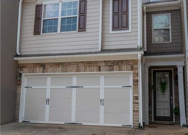 Property at 961 Pierce Ivy Ct, Lawrenceville, GA 30043, 3 beds, 2.5 baths