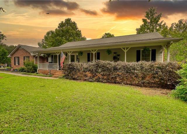 Property at 78 N Pomona Rd, Hampton, GA 30228, 4 beds, 2 baths