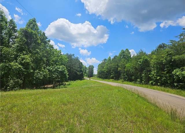 Property at 1 Young Loop, Fairmount, GA 30139