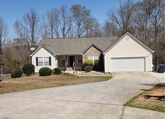 Property at 210 Vintage Dr, Covington, GA 30014, 3 beds, 2.5 baths