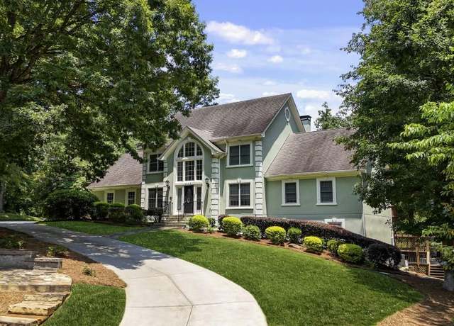Property at 5798 Musket Ln, Stone Mountain, GA 30087, 5 beds, 4.5 baths