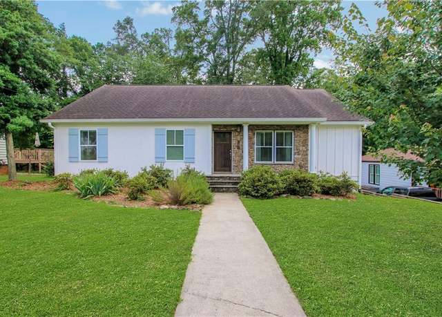 Property at 792 Mimosa Dr SE, Marietta, GA 30060, 3 beds, 2 baths