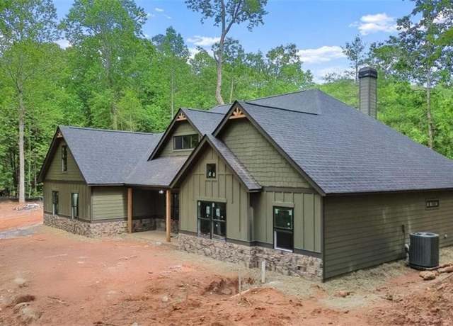 Property at 381 Chattahoochee Glen Rd, Clarkesville, GA 30523, 4 beds, 3 baths