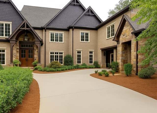 Property at 7965 Robin Rd, Cumming, GA 30041, 8 beds, 10 baths