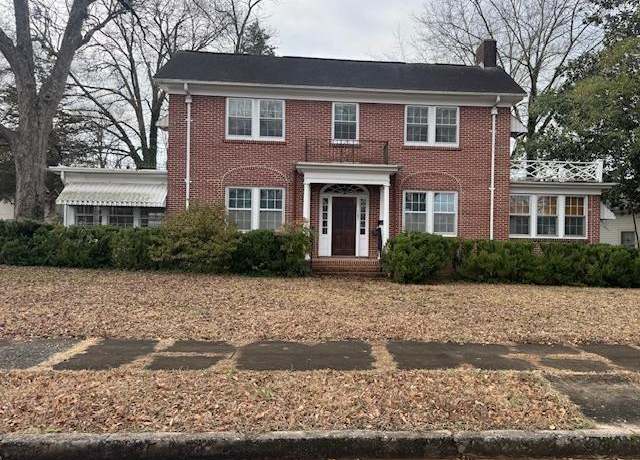 Property at 103 Ivy St, Rockmart, GA 30153, 5 beds, 2 baths