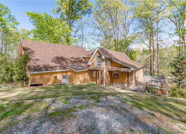 Property at 9240 Lisa Cir, Gainesville, GA 30506, 5 beds, 3 baths