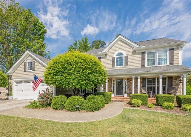 Property at 4960 Cinnabar Dr, Alpharetta, GA 30022, 4 beds, 2.5 baths