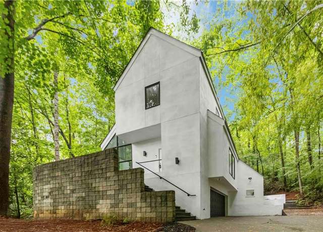 Property at 165 River North Walk, Atlanta, GA 30328, 4 beds, 3.5 baths