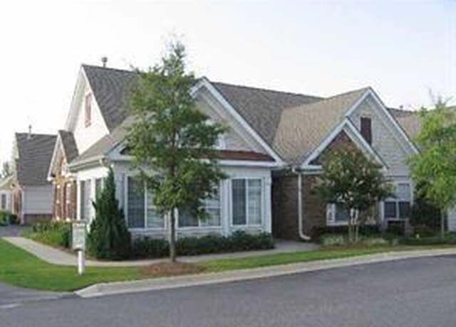 Property at 6133 Malloway Ct, Cumming, GA 30041, 2 beds, 2 baths