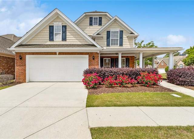 Property at 2055 Hickory Station Cir, Snellville, GA 30078, 4 beds, 2.5 baths