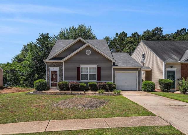 Property at 855 Lakeside Cir, Covington, GA 30016, 3 beds, 2 baths