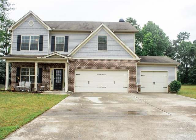 Property at 1231 St James Pl, Loganville, GA 30052, 4 beds, 2.5 baths