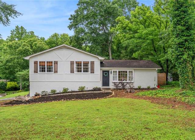 Property at 4120 Valley Wood Dr NW, Marietta, GA 30064, 3 beds, 2 baths
