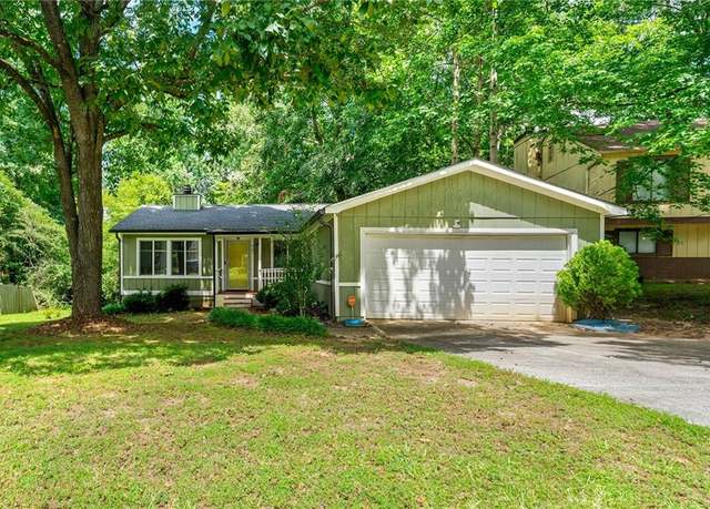 Property at 921 Hemingway Rd, Stone Mountain, GA 30088, 3 beds, 2 baths