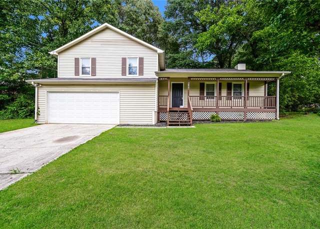 Property at 6194 Golden Meadow Court Ct, Riverdale, GA 30296, 3 beds, 1 bath