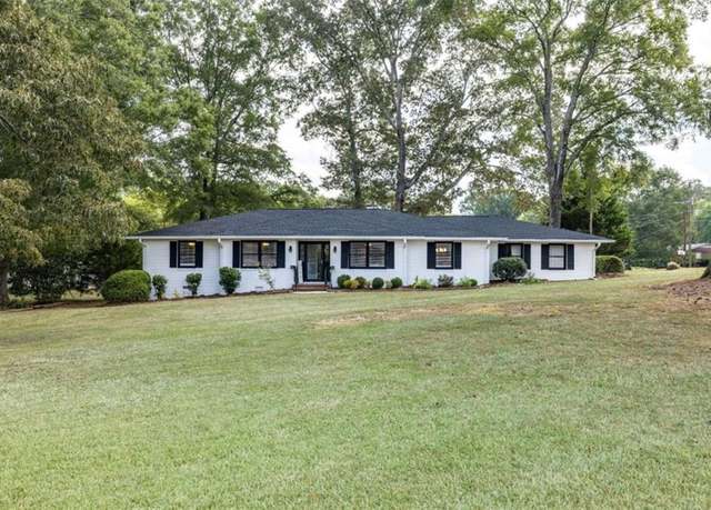 Property at 169 Cherokee Cir, Cedartown, GA 30125, 3 beds, 2 baths