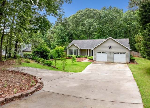 Property at 5535 Dorsett Shoals Rd, Douglasville, GA 30135, 3 beds, 2 baths