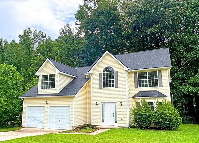 Property at 498 Pecan Wood Cir, Fairburn, GA 30213, 4 beds, 2.5 baths