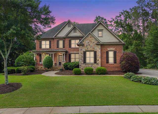 Property at 5925 Water Mark Dr, Cumming, GA 30040, 6 beds, 5 baths