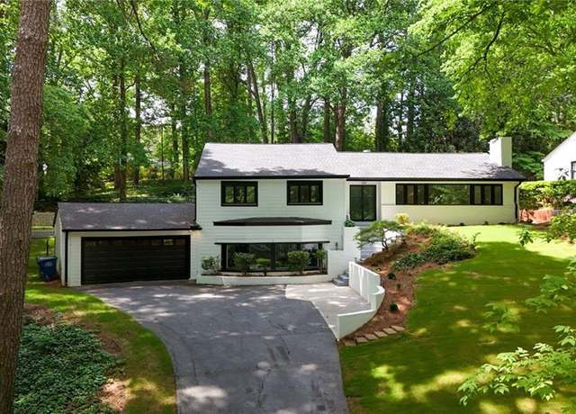 Property at 2858 Mornington Dr NW, Atlanta, GA 30327, 4 beds, 3.5 baths