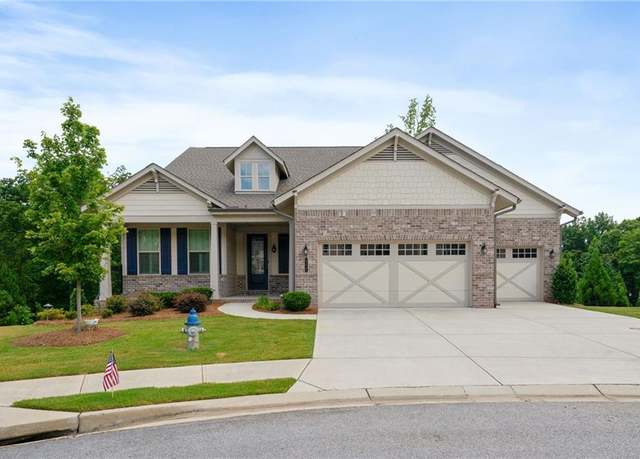 Property at 272 Silver Ct, Hoschton, GA 30548, 4 beds, 4.5 baths