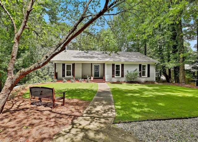 Property at 183 Indian Bend Dr, Lagrange, GA 30240, 3 beds, 3 baths