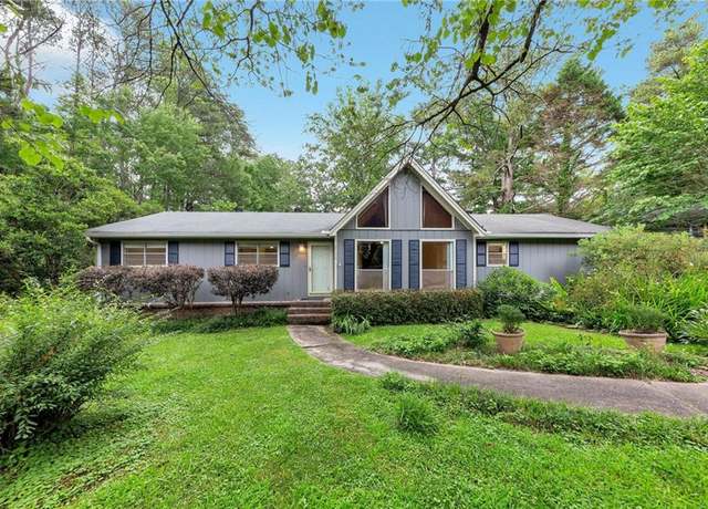 Property at 2736 Whisper Trl, Douglasville, GA 30135, 3 beds, 2 baths
