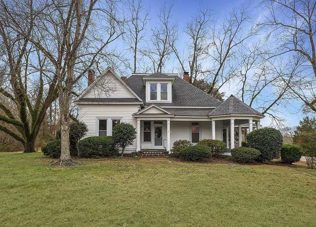 Property at 3864 Roscoe Rd, Newnan, GA 30263, 3 beds, 2 baths