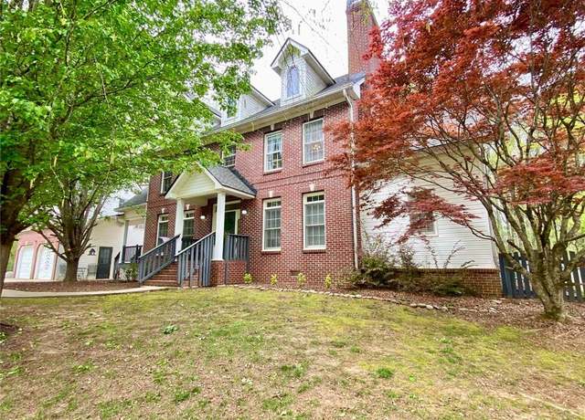Property at 2210 Holly Springs Rd, Rockmart, GA 30153, 5 beds, 4.5 baths